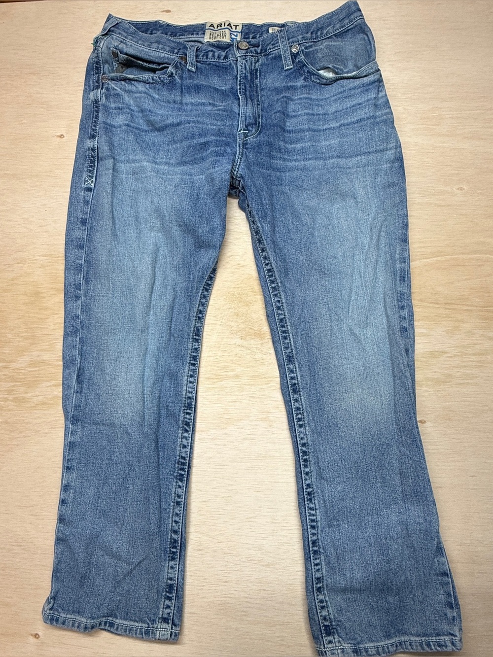 Ariat M2 Traditional Relaxed Boot Cut Jeans Men’s 38x30 Medium Wash Denim